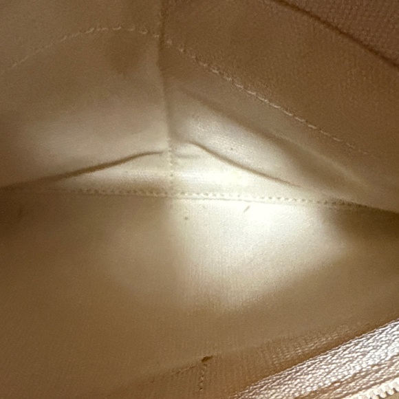 Kate Spade Artistic Cream and Red Tote - Picture 10 of 13